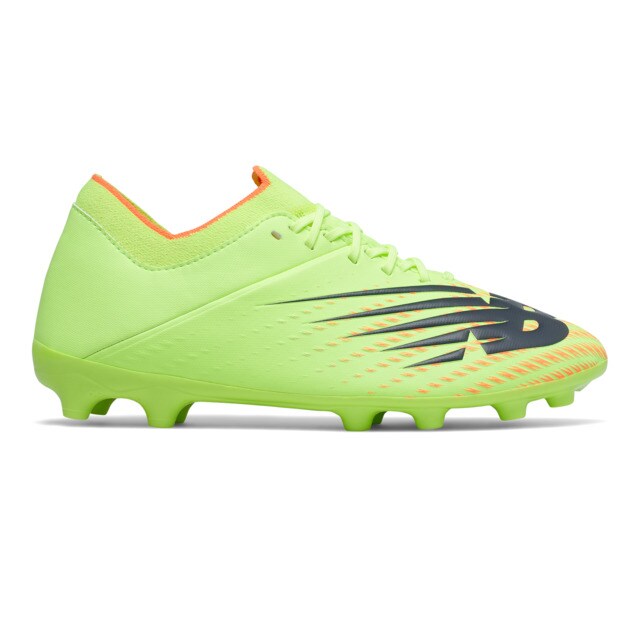 new balance boys football boots