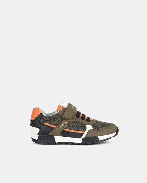 boys green trainers