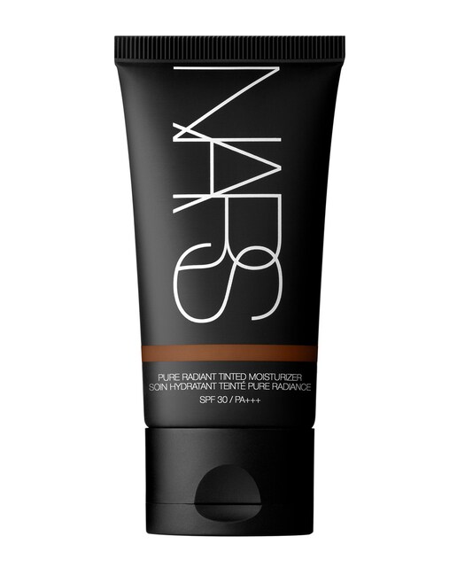 Nars – Hidratante con color Pure Radiant Tinted Moisturizer SPF30 Nars.