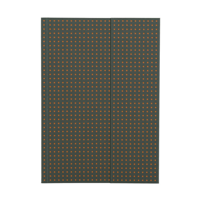 Libreta Rayada A5 Circulo Paper-Oh Gris sobre Naranja.
