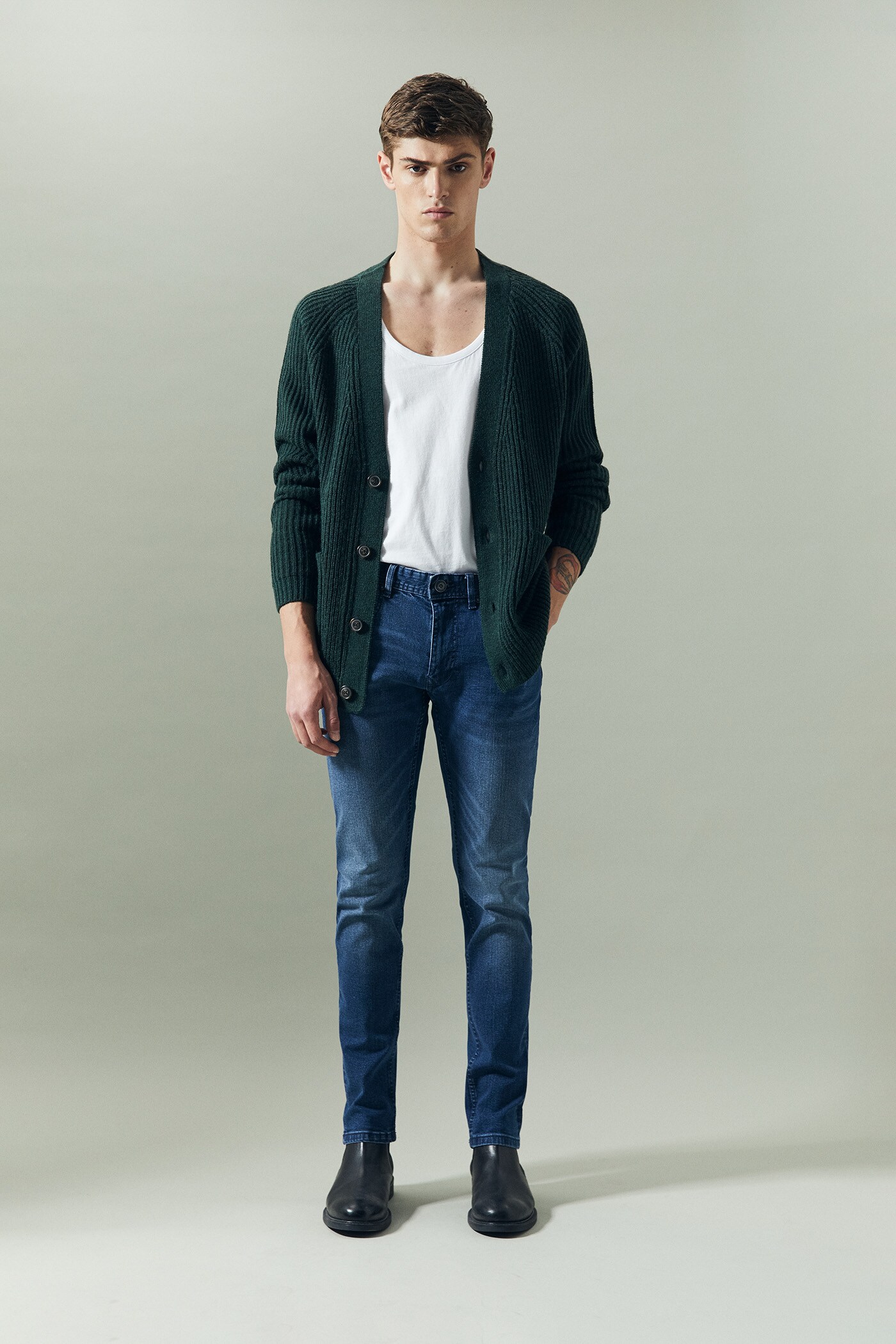 Pantalones y bermudas - Hombre - SFERA