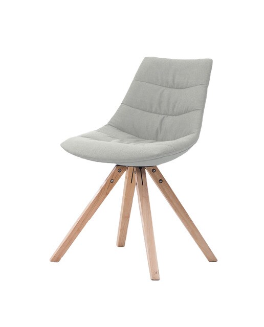 Taburete de madera y forrado de tela