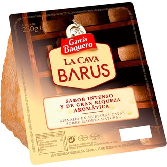 GARCIA BAQUERO La Cava Barus queso curado en cava mezcla madurado graso elaborado con leche cruda wedge 250 g