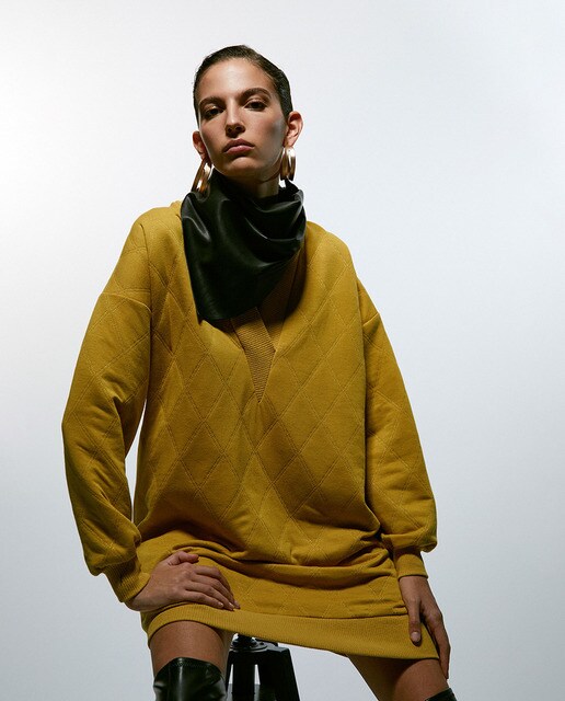 women's quilted sweatshirt