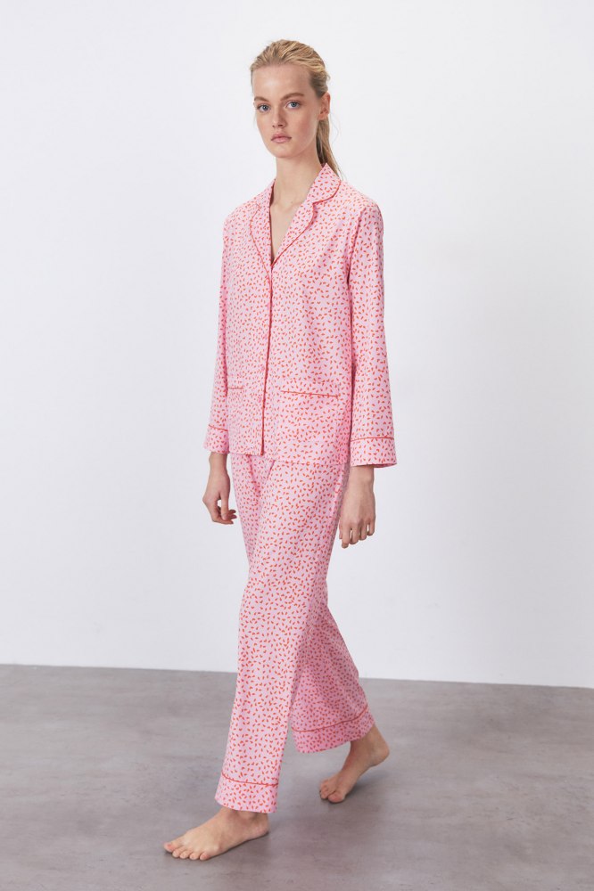 Pijamas | Lencería | Mujer | Colección | SFERA