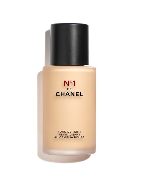 CHANEL – Fondo de Maquillaje Revitalizante.