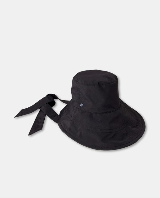 Black rain hat with tie · Women's 
