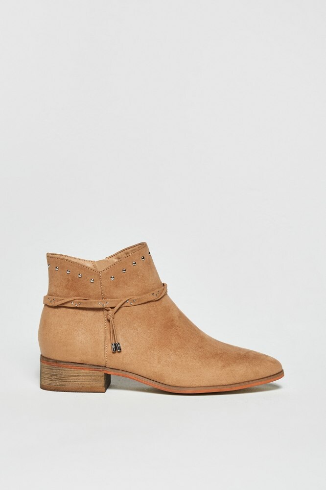 Zapatos | Accesorios | Colección | SFERA