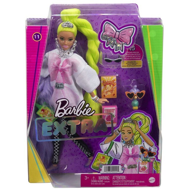 Barbie articulada con accesorios hot sale