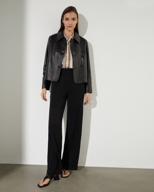 Women's plain-coloured flared trousers 
