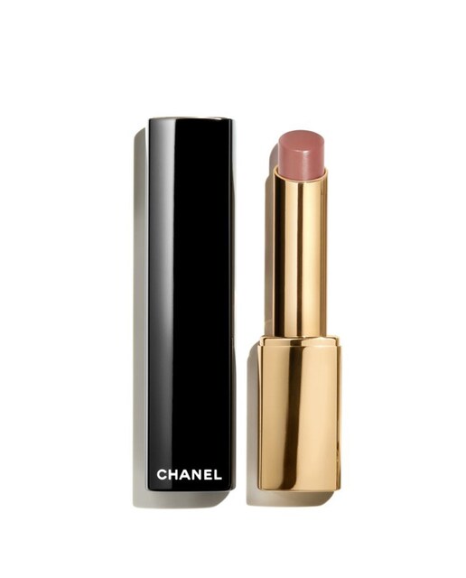 CHANEL – La Barra de Labios de Alta Intensidad Concentrado de Luz y Tratamiento Recargable.