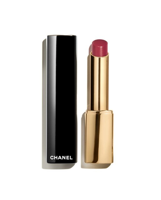 CHANEL – La Barra de Labios de Alta Intensidad Concentrado de Luz y Tratamiento Recargable.