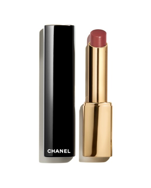 CHANEL – La Barra de Labios de Alta Intensidad Concentrado de Luz y Tratamiento Recargable.