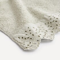 El Corte Inglés Moral 480 GSM cotton bath towel