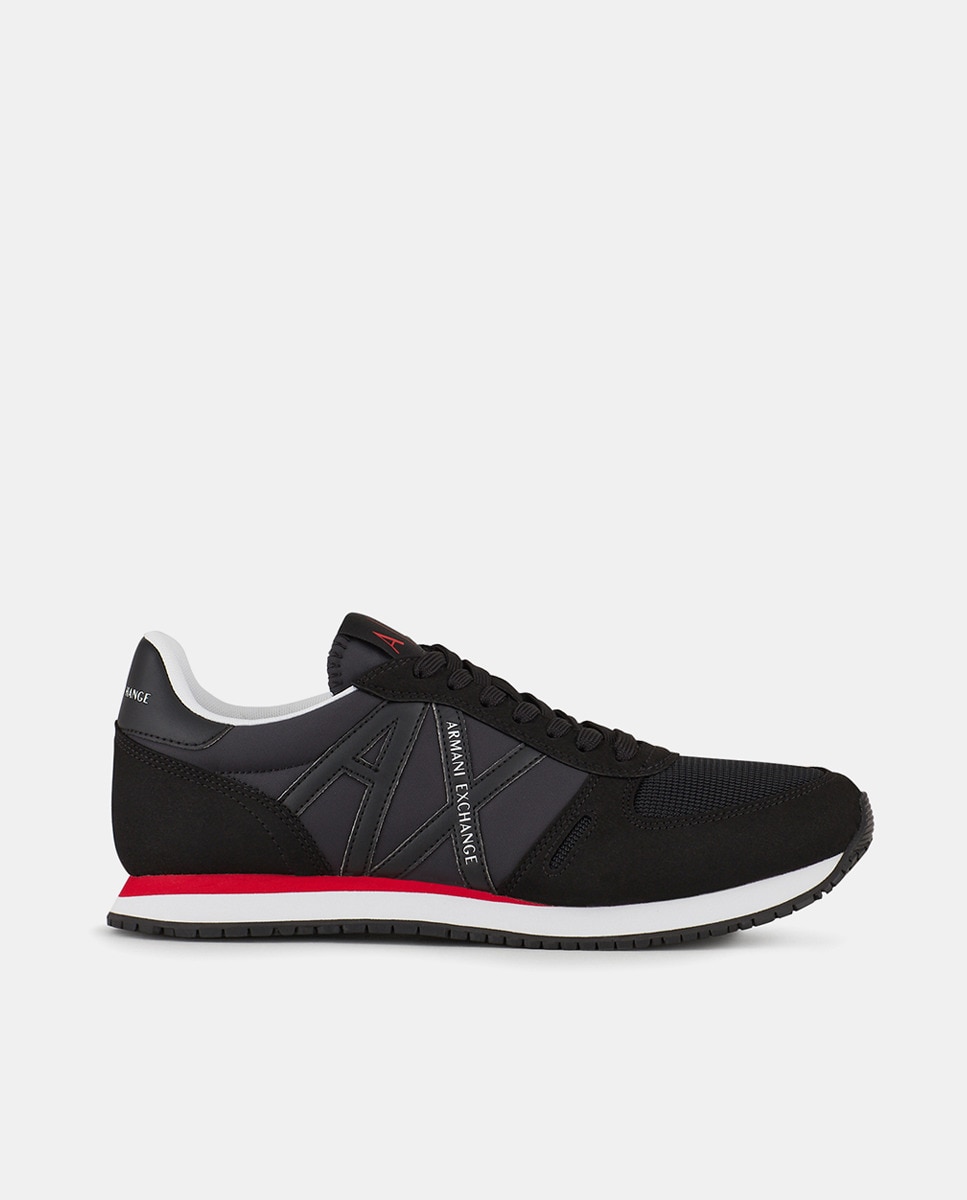 Men's black lowtop running trainers with side logo · Men's fashion