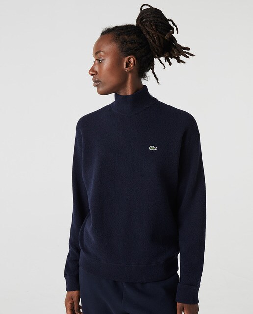 Women's wool sweater with a round collar