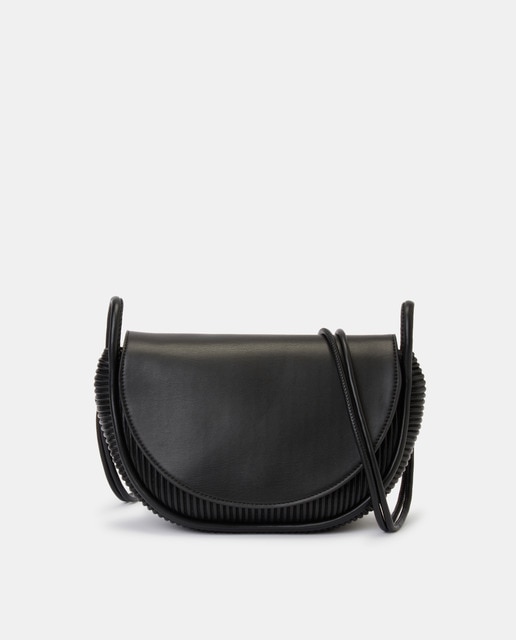Bandolera en negro con detalle de pliegues