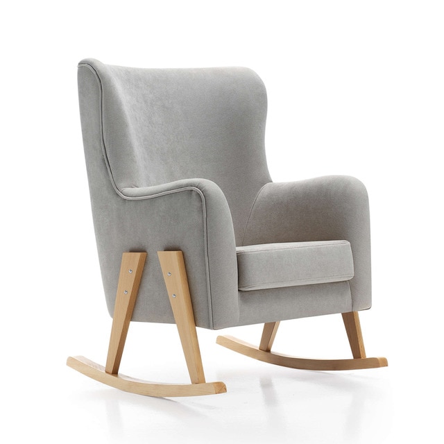 Sillón de lactancia GLAM tapizado en tela gris y patas de madera