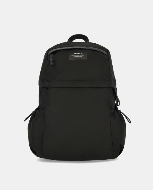 Mochila negra con cremallera