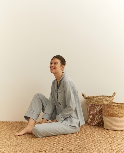 Pyjama femme coupe masculine et bords contrastants · Mode femme · El Corte Inglés