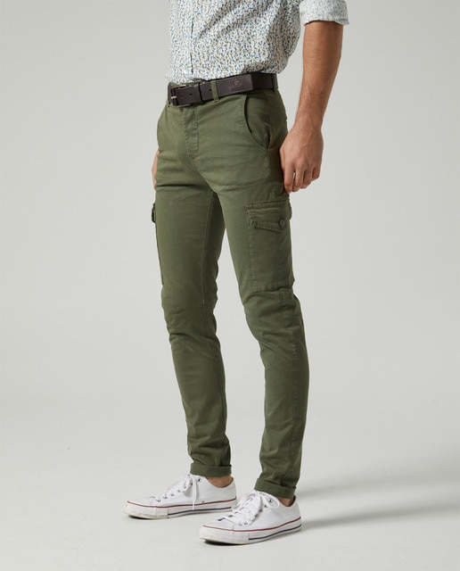 Pantalón de hombre cargo