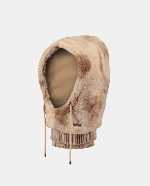 Capucha de pelo marrón