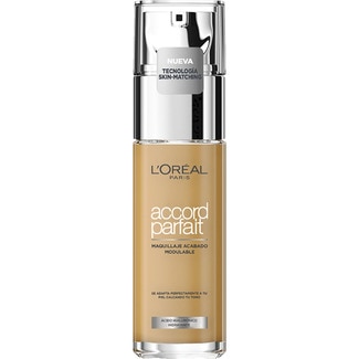 L'OREAL Paris Make-up Accord Parfait Ton 4.D/W mit feuchtigkeitsspendender Hyaluronsäure
