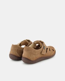Men's leather closed-toe sandals with Adaptation system and adhesive strap