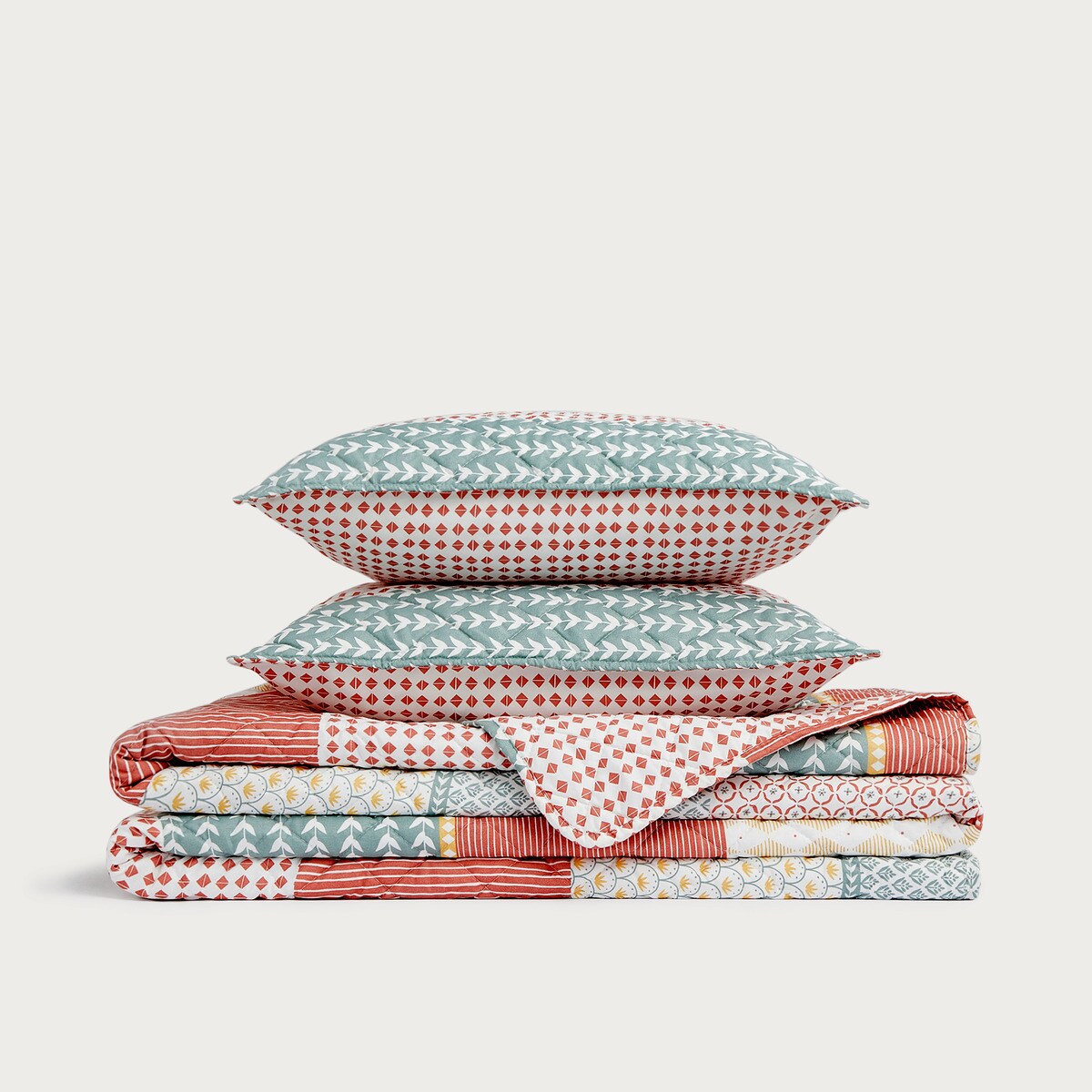 El Corte Inglés Oasis Basics eiderdown with cushion cover · Home · El