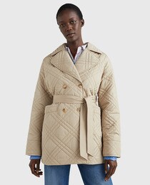 Manteau femme matelassé avec ceinture