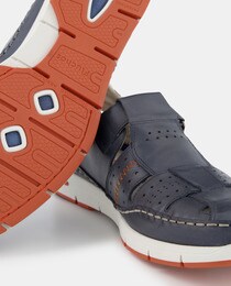 Men's closed leather sandals with sports sole and adhesive strap