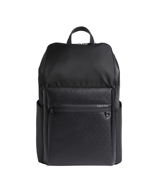 Backpack with zip
