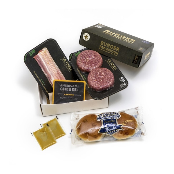 Pack Burger Pro Edition contiene 2 Burger Pro Edition + 2 Panes brioche caja 760 g + 1 bacon loncheado + 1 queso cheddar loncheado + 2 salsas de mostaza y miel