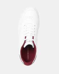 Men's low-top basketball trainers with contrasting details and EVA sole