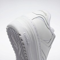 Reebok Club C Extra women's casual trainers