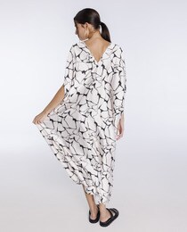 Long ecru kaftan with abstract floral print