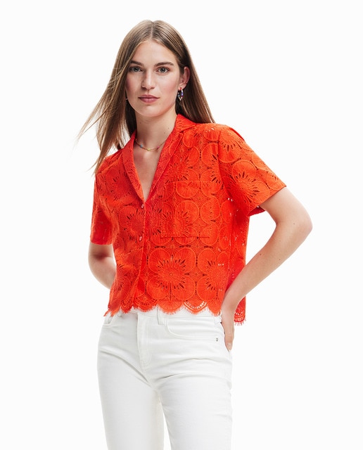 Camisa cropped encaje