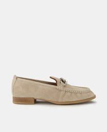 Dafoe women's loafers with decorative stitching and chain