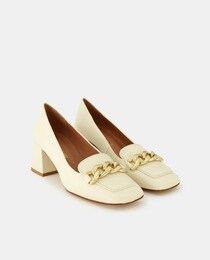 Women's loafers with a square toe, decorative chain and block heel