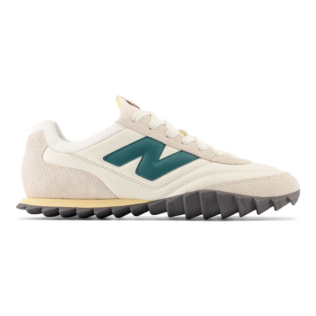 New Balance RC30 unisex casual trainers
