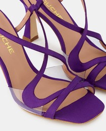 Women's high-heel sandals with square toe, crossover straps and funnel heel