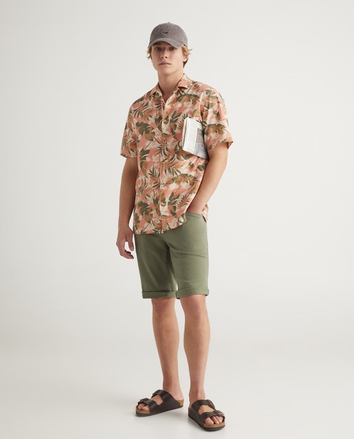 Bermuda de hombre de algodón con stretch