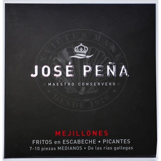 JOSE PEÑA fried spicy marinated mussels from the Galician Rias 7-10 mussels tin 70 drained weight g