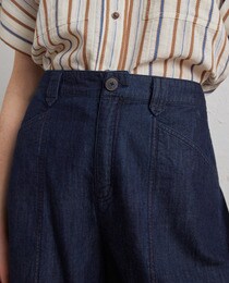 Bermuda femme en jean avec surpiqûres
