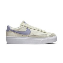 Nike Blazer Low Platform women s casual trainers Nike Sport