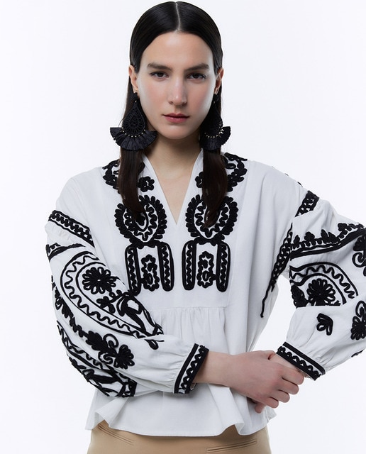 Embroidered top with taping · Women's fashion · El Corte Inglés