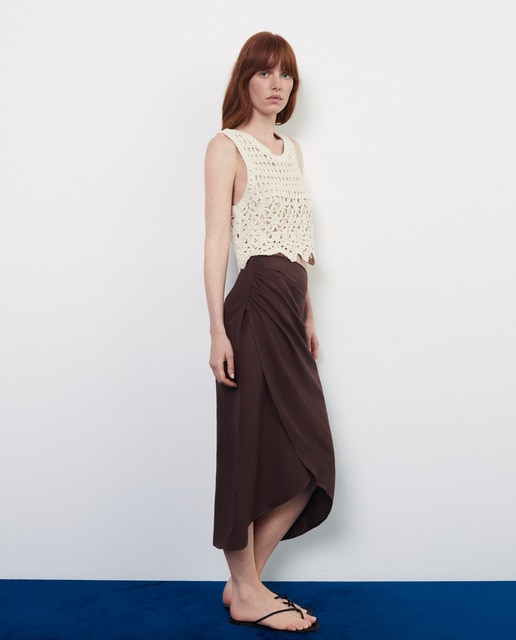 Falda midi drapeada