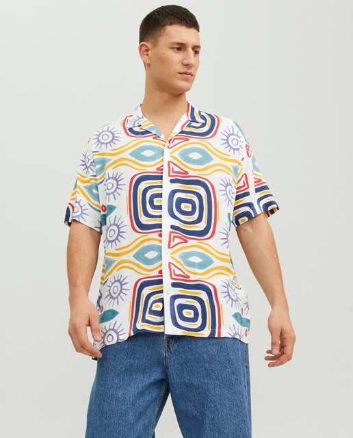 Camisa manga corta estampada de hombre