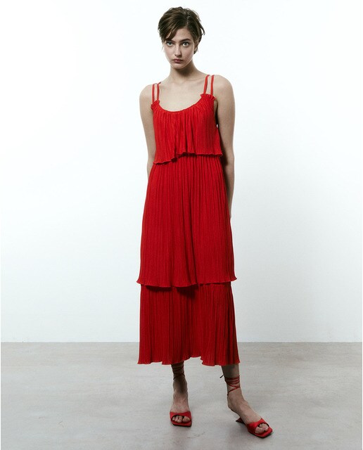 Vestido plisado paneles