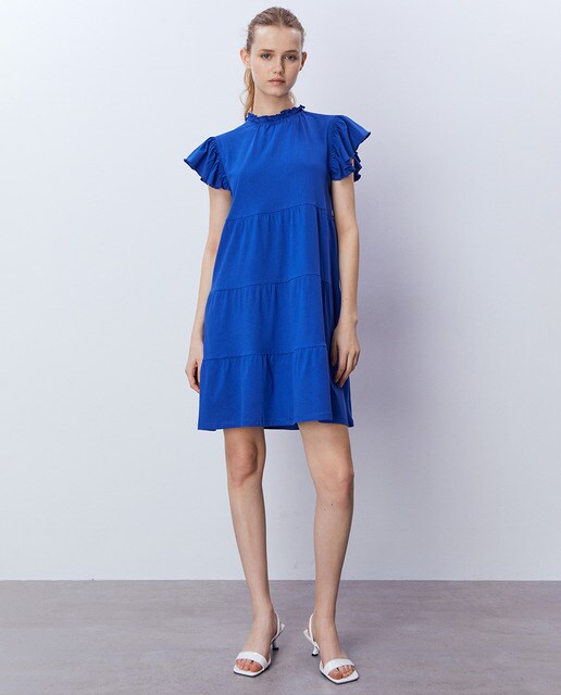 Short ruffled dress